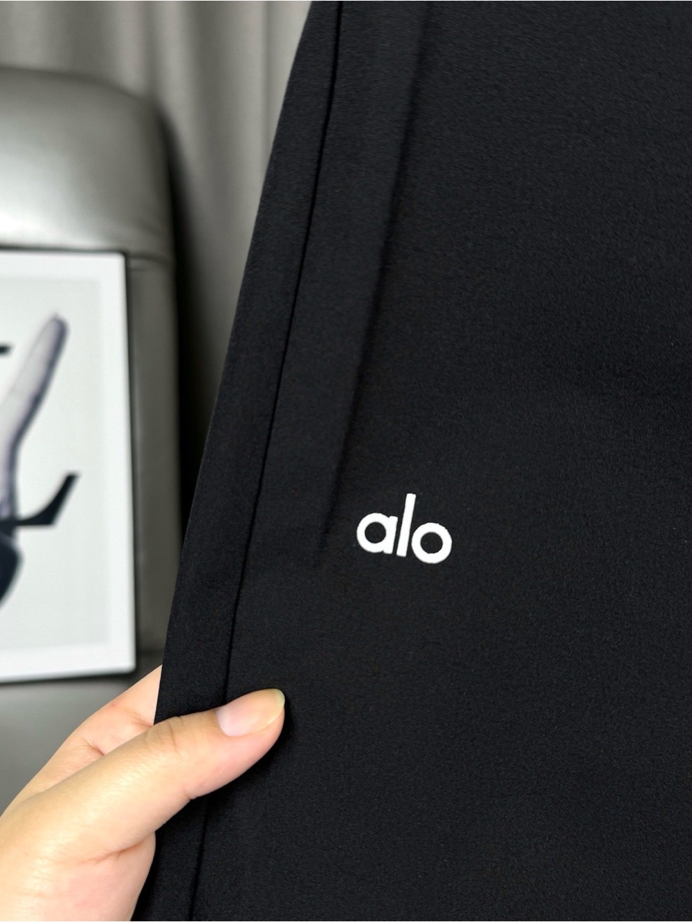 ALO Yoga Black Straight Leg Pants - Picture 3 of 4